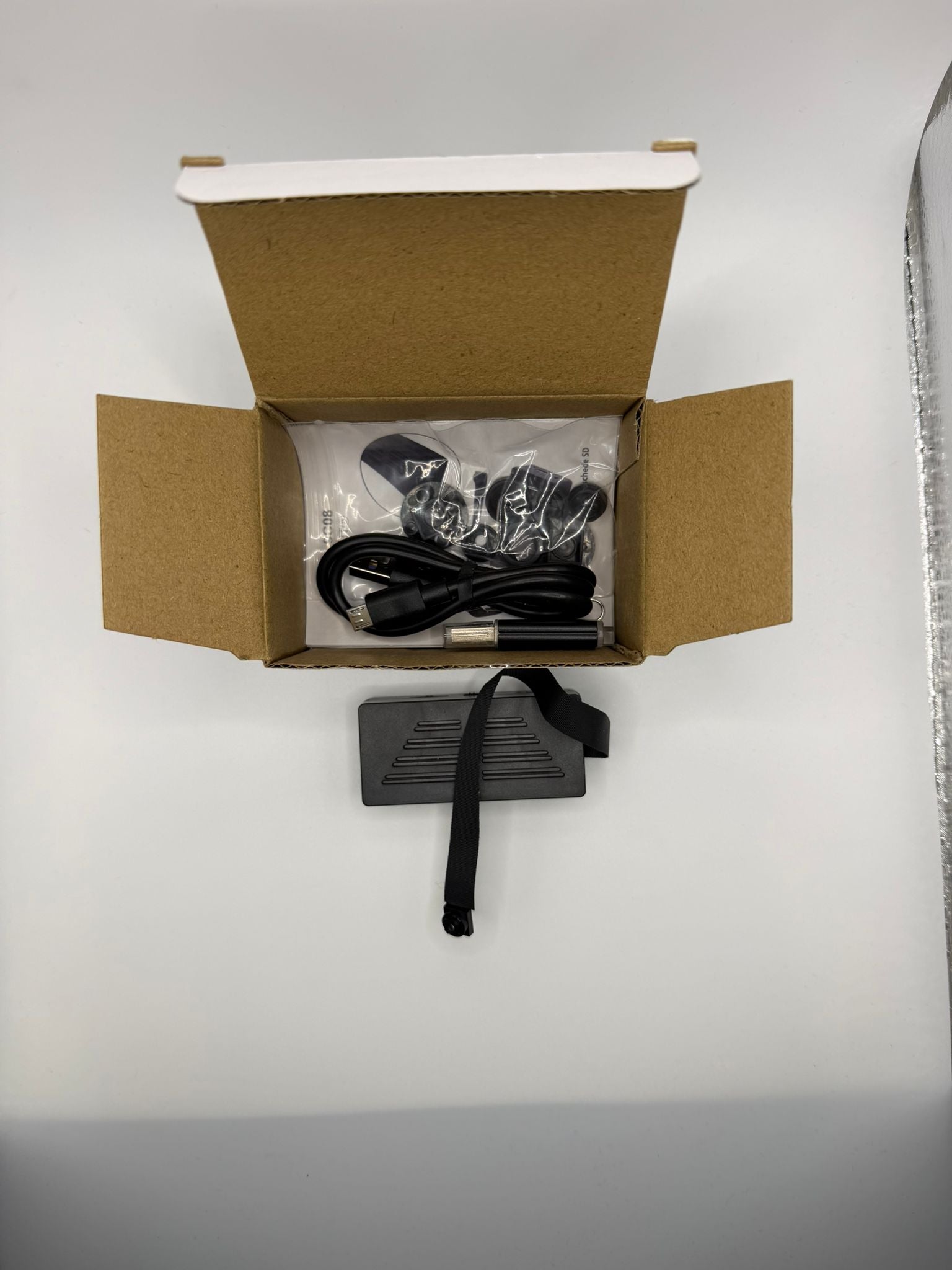 DefenXion Microcamera NX-B1 Mini Camuffabile – 0,8 cm -  Batteria Integrata